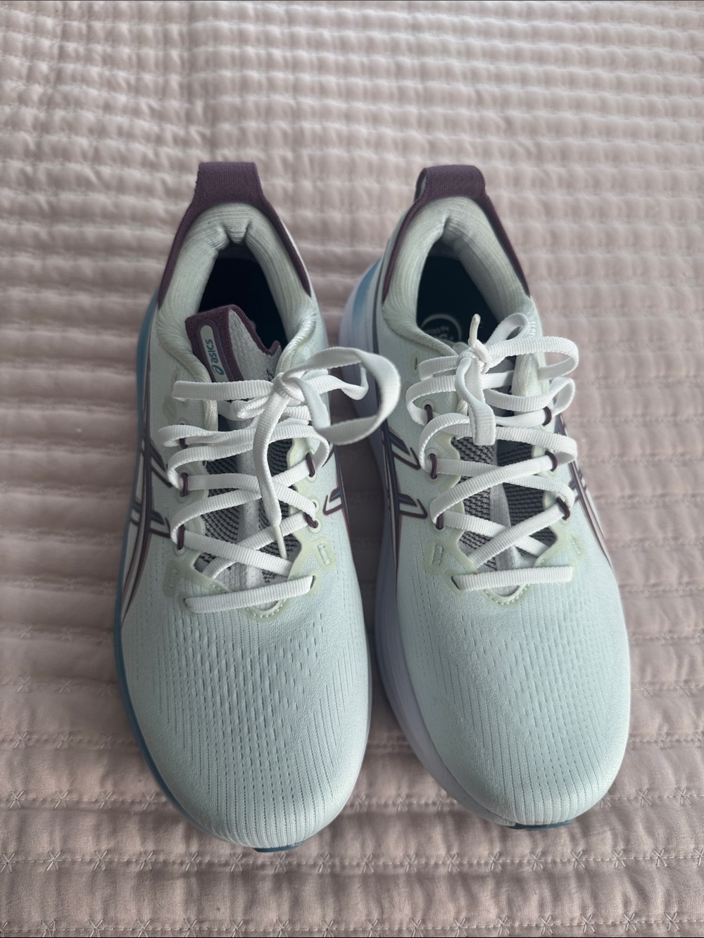 ASICS Women Gel Nimbus 28